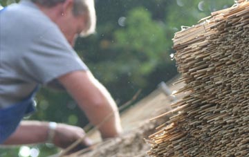 professional Great Marton Moss thatchers